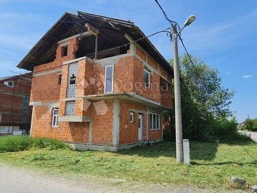 Haus zum Kauf 28.000 € 8 Zimmer 250 m² Glina Glina