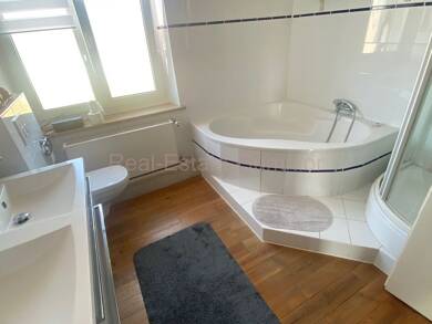 Mehrfamilienhaus zum Kauf 6 Zimmer 160 m² 725 m² Grundstück frei ab 01.10.2025 Grafenwöhr Grafenwöhr 92655
