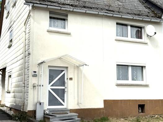 Einfamilienhaus zum Kauf provisionsfrei 79.500 € 5 Zimmer 108 m² 213 m² Grundstück frei ab 01.11.2026 Greifenstein Greifenstein 35753