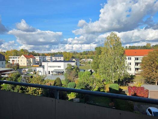 Wohnung zur Miete 424 € 2 Zimmer 77 m² 2. Geschoss frei ab sofort Grimmaische Straße 26 Döbeln 04720