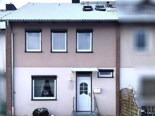 Reihenmittelhaus zum Kauf 219.500 € 7 Zimmer 120 m² 247 m² Grundstück Eutin 23701