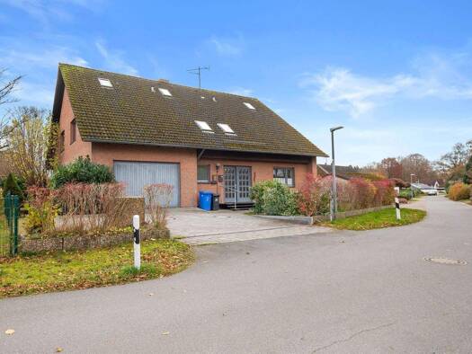 Mehrfamilienhaus zum Kauf 599.000 € 11 Zimmer 396 m² 894 m² Grundstück Bornhöved 24619