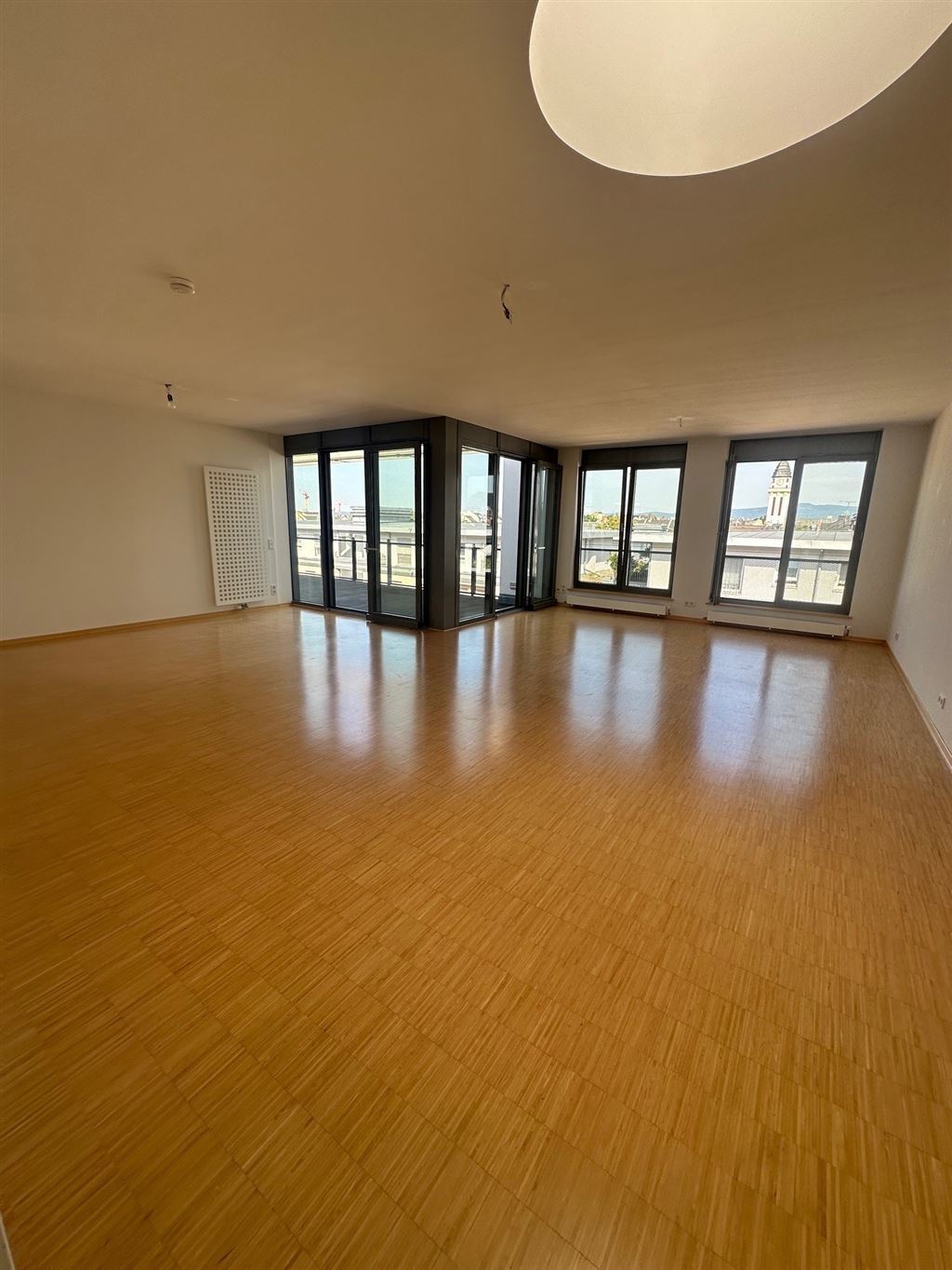 Penthouse zur Miete 4.700 € 6 Zimmer 244,9 m²<br/>Wohnfläche ab sofort<br/>Verfügbarkeit Bockenheim Frankfurt 60487