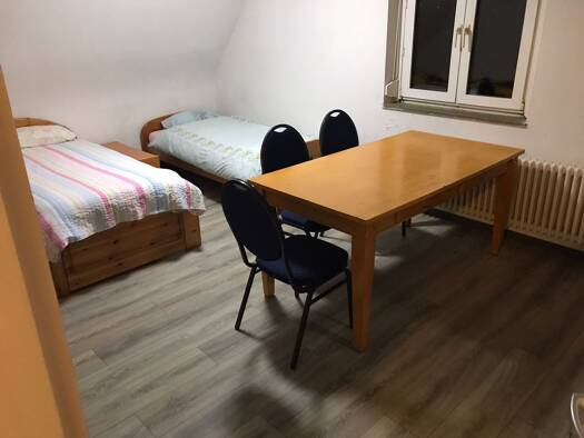 Wohnung zur Miete 1.290 € 4 Zimmer 110 m² Geschoss 2/3 frei ab 01.01.2026 Hauptstraße 24 Unterriexingen Markgröningen 71706