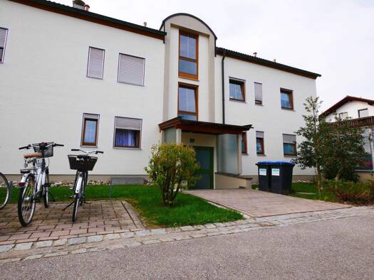 Wohnung zur Miete 854 € 1,5 Zimmer 61 m² 1. Geschoss frei ab sofort Am Hirschbichl 29 Aising Rosenheim 83026