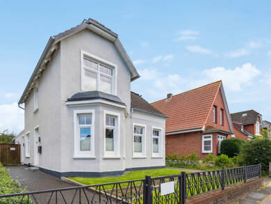 Einfamilienhaus zum Kauf 399.000 € 7 Zimmer 174 m² 384 m² Grundstück Husum Husum / Rödemis 25813