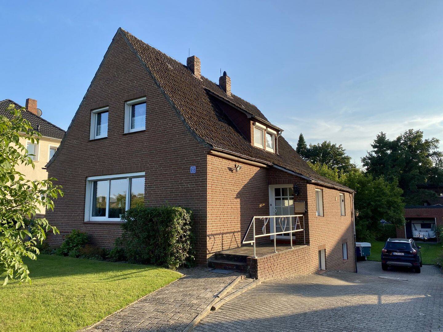 Immobilie in Wildeshausen - Viel Platz für Ihre Zukunft - gepflegtes Zuhause mit Werkstatt, Keller und großem Potenzial - Bild 0