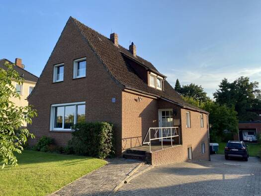 Einfamilienhaus zum Kauf provisionsfrei 279.000 € 6 Zimmer 146 m² 1.136 m² Grundstück Wildeshausen 27793