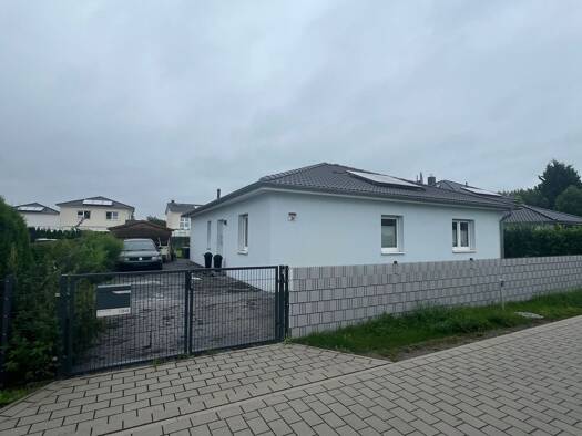 Haus zum Kauf als Kapitalanlage geeignet 499.000 € 4 Zimmer 101 m² 619 m² Grundstück Banaschstraße 34 Brieselang Brieselang 14656