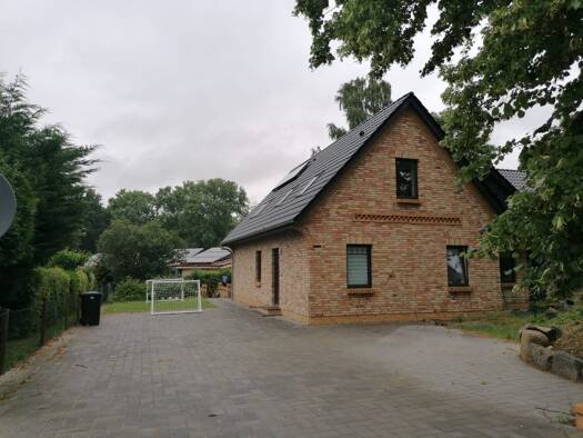 Doppelhaushälfte zur Miete 1.450 € 4 Zimmer 112 m² frei ab 01.09.2026 Grüner Weg 1 Buschmühlen Neubukow 18233