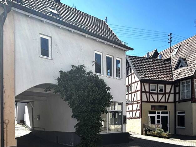 Stadthaus zum Kauf 265.000 € 6 Zimmer 245 m² 230 m² Grundstück Külsheim Külsheim 97900