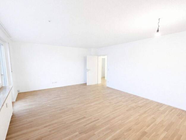 Wohnung zum Kauf 379.000 € 3 Zimmer 84 m² 2. Geschoss Thon Nürnberg 90425