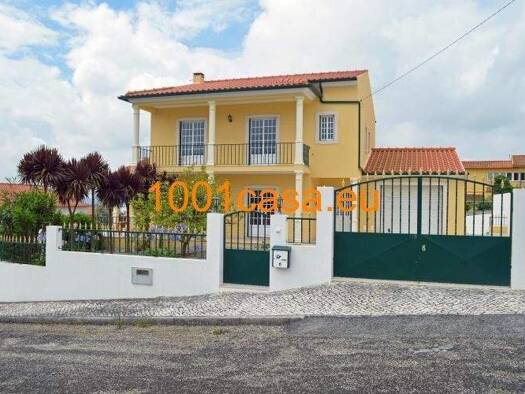 Einfamilienhaus zum Kauf provisionsfrei 470.000 € 5 Zimmer 280 m² 700 m² Grundstück Santa Maria, São Pedro e Sobral da Lagoa 2510-651