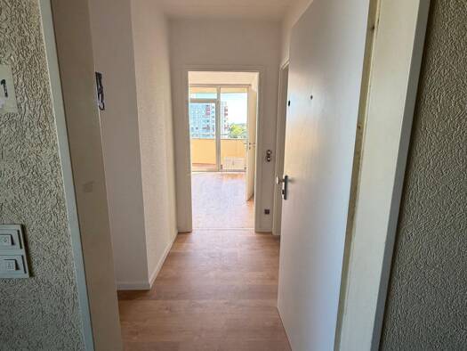Wohnung zur Miete 461 € 1 Zimmer 42 m² 8. Geschoss frei ab sofort Liverpooler Platz 1 Chorweiler Köln 50765