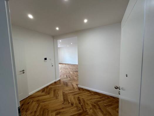 Wohnung zur Miete 750 € 2 Zimmer 70 m² Geschoss 1/3 frei ab sofort Waldstraße 11 Michelau Michelau in Oberfranken 96247