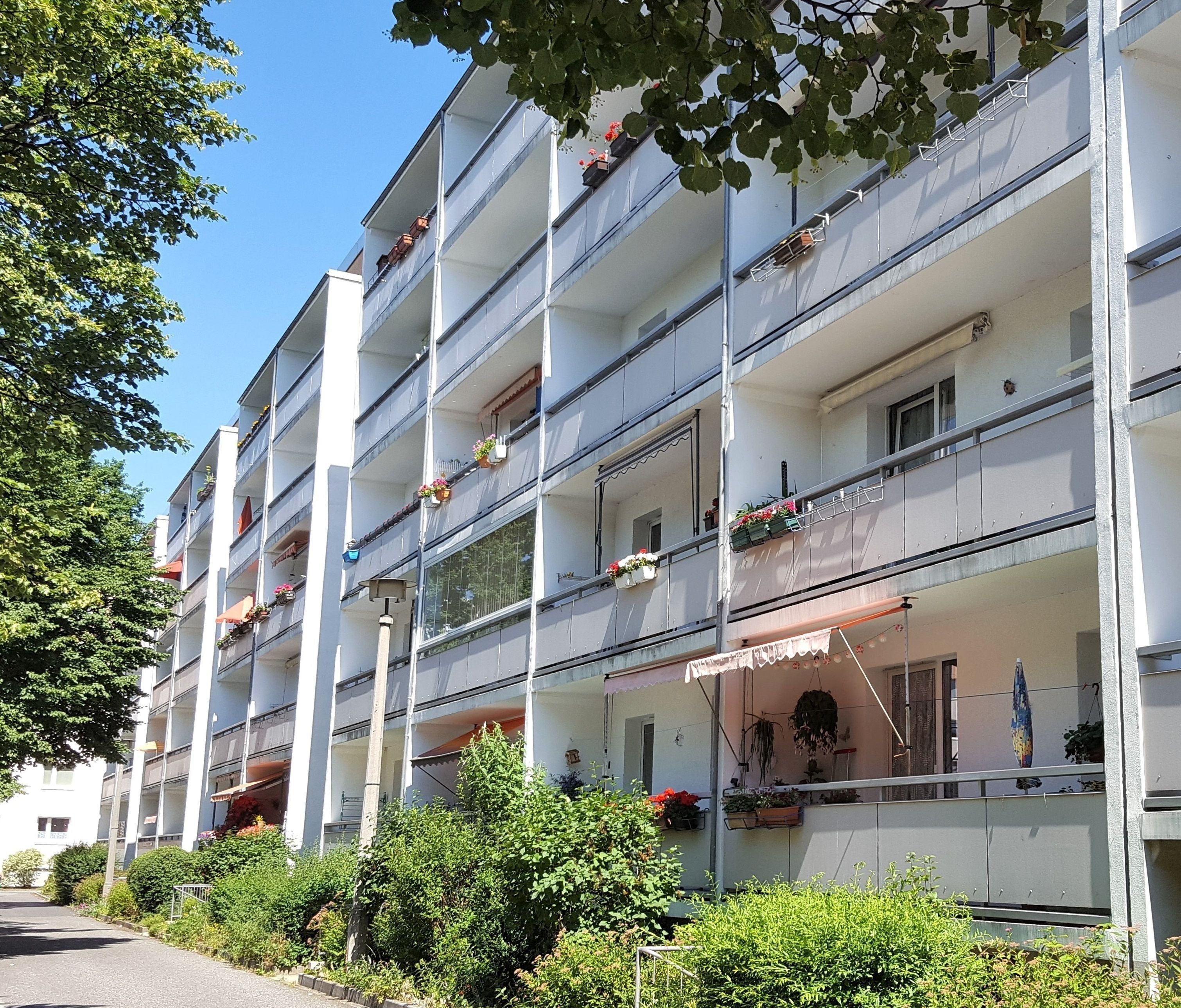 Wohnung zur Miete 247 € 2 Zimmer 48 m²<br/>Wohnfläche 4.<br/>Geschoss Prof.-Wagenfeld-Ring 8 Weißwasser/O.L. 02943