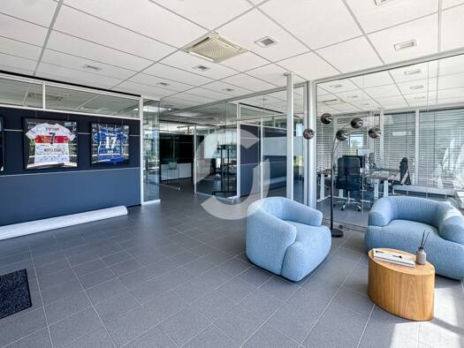 Büro zur Miete provisionsfrei 14,50 € 267 m² Bürofläche teilbar ab 267 m² Weilimdorf Stuttgart 70499
