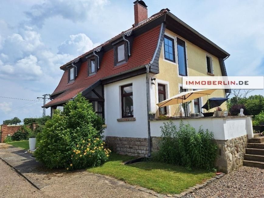 Villa zum Kauf 2.250.000 € 6 Zimmer 1.080 m²<br/>Wohnfläche 8.470 m²<br/>Grundstück Sandersleben Arnstein 06456