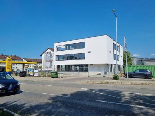 Bürogebäude zur Miete - Erstbezug 3.660 € 273,6 m² Bürofläche Ravensburgerstr. 67 Friedrichshafen 88046