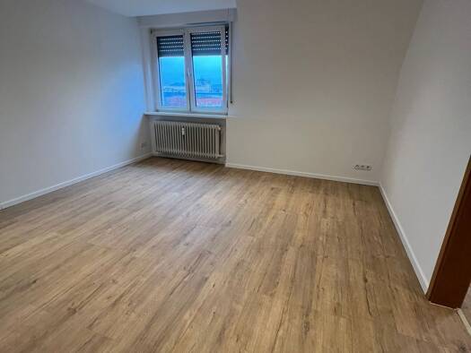 Wohnung zur Miete 850 € 2 Zimmer 48 m² Geschoss 4/5 frei ab sofort Wangen Wangen 70327