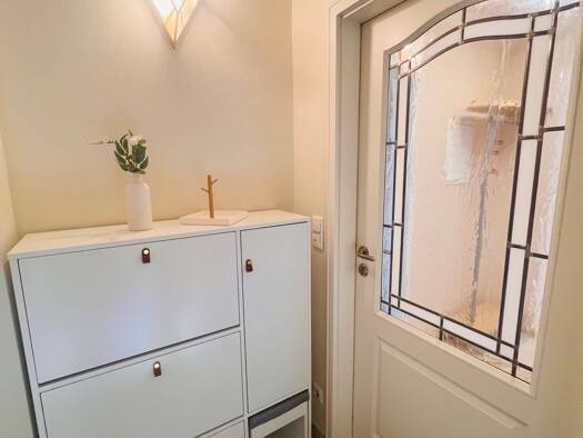 Studio zur Miete 1.380 € 3 Zimmer 66 m² Geschoss 1/2 frei ab 01.10.2026 Benrath Düsseldorf 40597