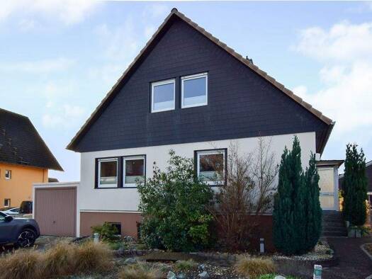 Einfamilienhaus zum Kauf 295.000 € 5 Zimmer 137 m² 450 m² Grundstück Steinhude Wunstorf 31515