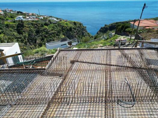 Einfamilienhaus zum Kauf - Erstbezug 1.950.000 € 4 Zimmer 242,5 m² 480 m² Grundstück Caminho dos Reis 12  9370-227 Estreito da Calheta Estreito da Calheta 9370