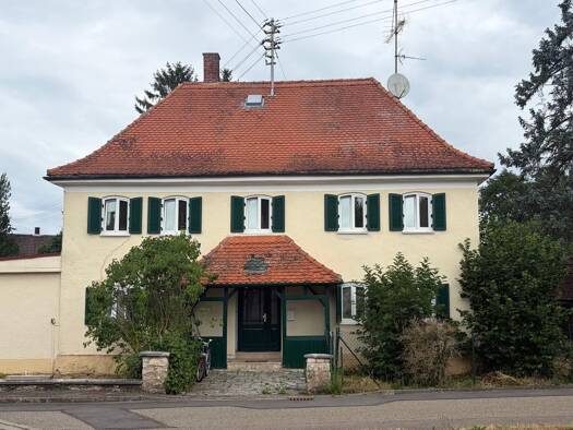 Einfamilienhaus zur Miete 1.100 € 8 Zimmer 185 m² frei ab sofort Amerdingen Amerdingen 86735