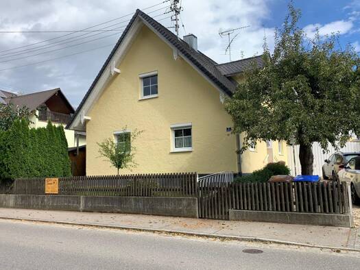 Einfamilienhaus zur Miete 1.475 € 4 Zimmer 140 m² 350 m² Grundstück frei ab 01.11.2026 Langerringen Langerringen 86853