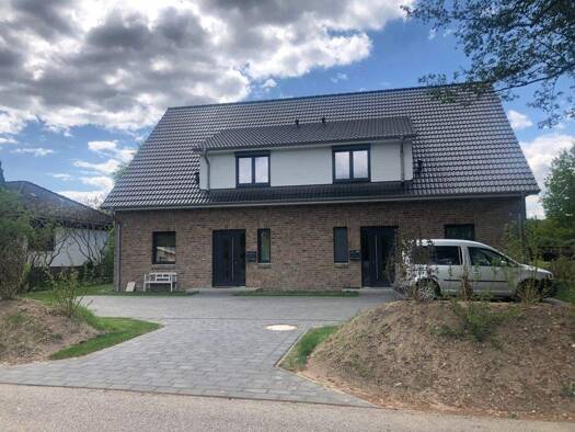 Doppelhaushälfte zum Kauf 789.000 € 4 Zimmer 144 m² 643 m² Grundstück Lottbek Ammersbek / Hoisbüttel 22949