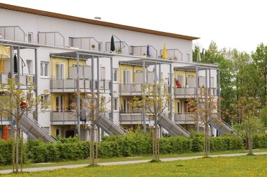 Wohnung zur Miete 623 € 3 Zimmer 72,7 m² 2. Geschoss frei ab 01.12.2024 R.-Schlichtinger-Str. 22 Burgweinting Regensburg 93055