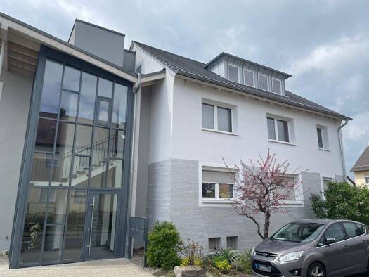 Wohnung zur Miete 800 € 3 Zimmer 58,8 m² Geschoss 4/4 frei ab 01.12.2025 Flexstraße 3 Neustadt Neustadt an der Aisch 91413