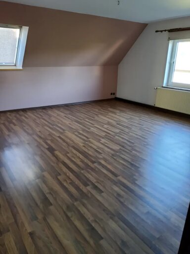 Wohnung zur Miete 700 € 5 Zimmer 175 m² frei ab sofort Hannoversche Heerstraße Westercelle Celle 29227