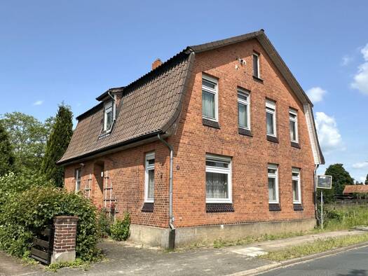 Einfamilienhaus zum Kauf 129.000 € 7 Zimmer 173 m² 741 m² Grundstück Medingen Bad Bevensen 29549