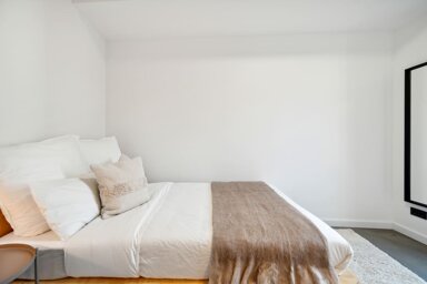 Wohnung zur Miete Wohnen auf Zeit 825 € 4 Zimmer 10,1 m² frei ab 05.12.2024 Hermannstraße 14 Neukölln Berlin 12049