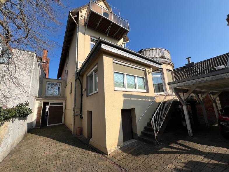 Mehrfamilienhaus zum Kauf 349.900 € 14 Zimmer 410 m² 559 m² Grundstück Hessisch Oldendorf Hessisch Oldendorf 31840