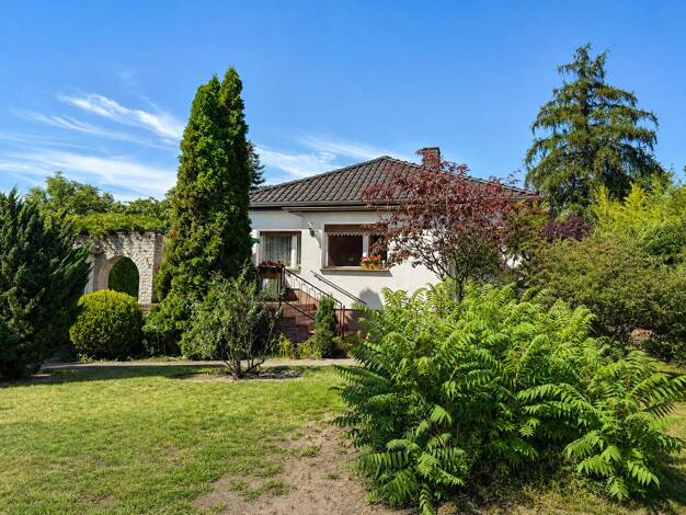 Einfamilienhaus zum Kauf 649.000 € 4 Zimmer 105 m² 1.248 m² Grundstück Biesdorf Marzahn-Hellersdorf 12683