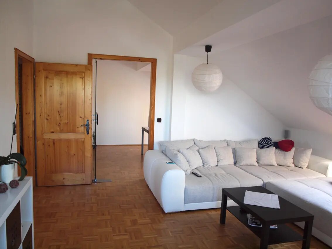 Wohnung zur Miete 700 € 4,5 Zimmer 108 m²<br/>Wohnfläche ab sofort<br/>Verfügbarkeit Auf der Höhe Röttenbach 91341