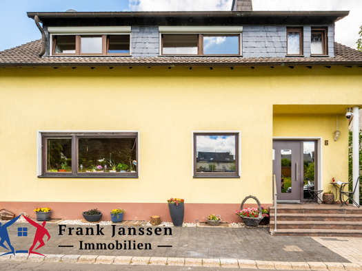 Haus zum Kauf 349.000 € 8 Zimmer 254 m² 559 m² Grundstück Schüller 54586