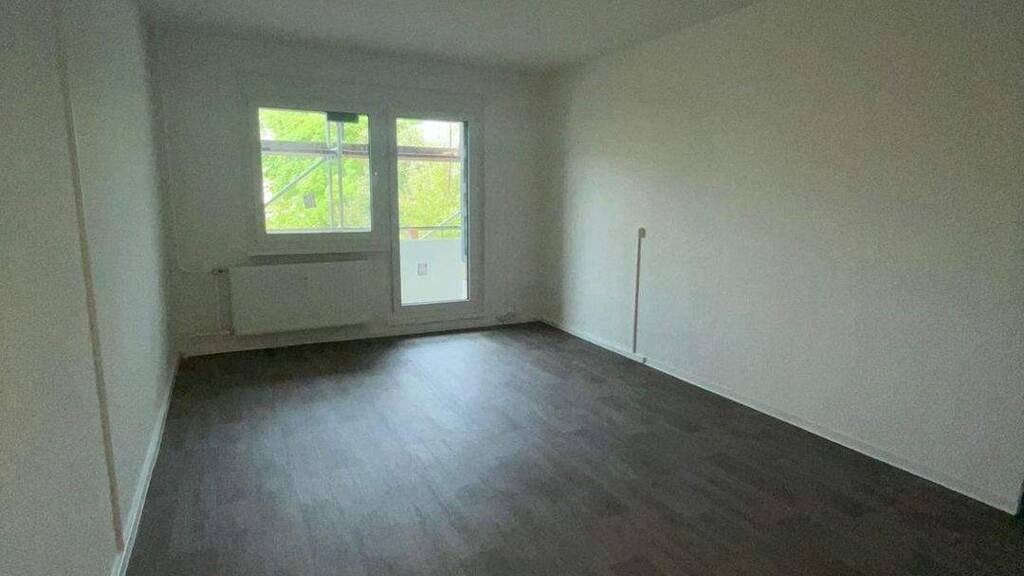 Wohnung zur Miete 818 € 5 Zimmer 96,3 m² 2. Geschoss frei ab sofort Johannes-Göderitz-Straße 22 Neu Olvenstedt Magdeburg 39130