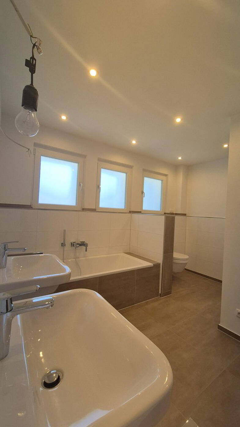 Einfamilienhaus zur Miete 2.265 € 5 Zimmer 190 m² 490 m² Grundstück Lisztstraße 7 Speldorf - Nordost Mülheim an der Ruhr 45478