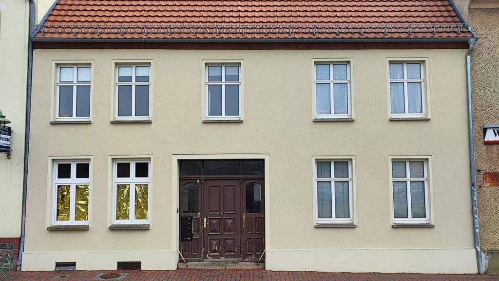 Wohnung zur Miete 294 € 1,5 Zimmer 49 m² 1. Geschoss frei ab 01.06.2026 Unterbaustraße 16 Altentreptow 17087