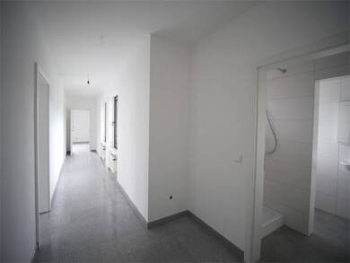 Bürofläche zur Miete 7,50 € 4 Zimmer 100 m² Bürofläche teilbar ab 100 m² Wiebelskirchen Neunkirchen 66540