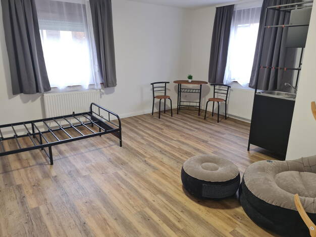 Studio zur Miete 500 € 1 Zimmer 35 m² Pfullingen 72793