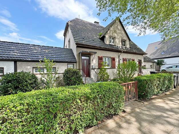 Doppelhaushälfte zum Kauf 299.000 € 4,5 Zimmer 119 m² 483 m² Grundstück Hordel Bochum 44793
