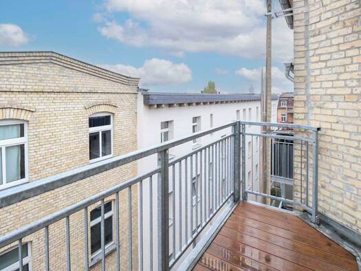 Wohnung zur Miete 860 € 3 Zimmer 81,6 m² Geschoss 3/5 frei ab 01.05.2026 Volkmannstraße 15 Innenstadt Halle (Saale) 06112