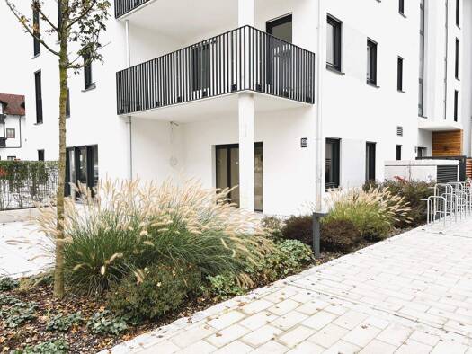Laden zum Kauf 918.000 € 141,4 m² Verkaufsfläche Harthausen Bad Aibling 83043