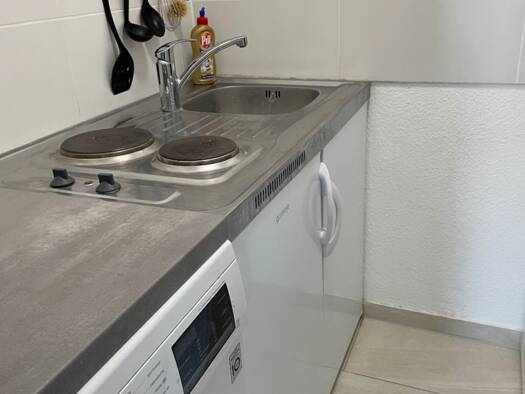 Wohnung zur Miete 435 € 1 Zimmer 32 m² frei ab sofort Gallus Frankfurt am Main 60327