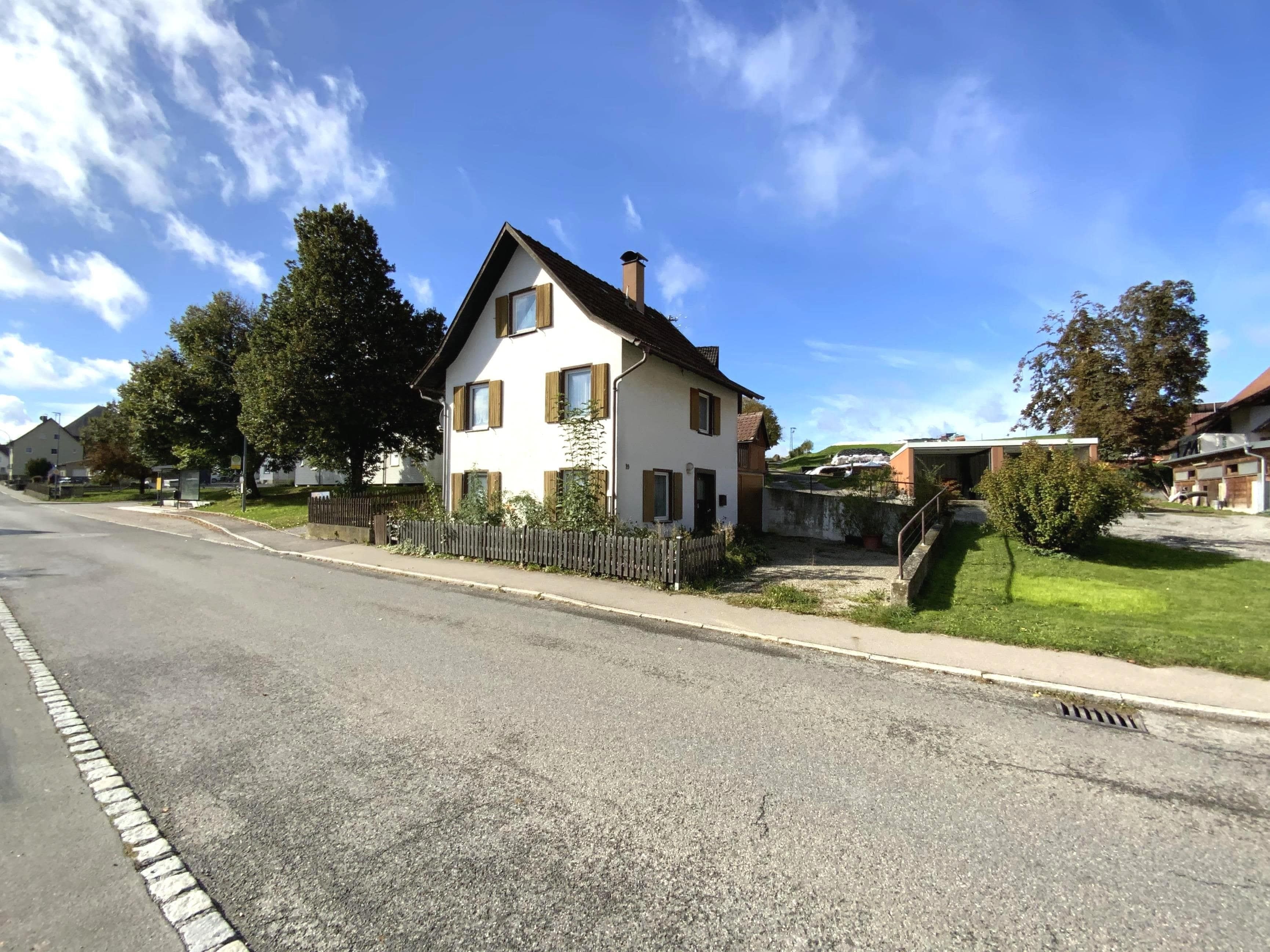 Einfamilienhaus zum Kauf 98.000 € 3 Zimmer 70 m² 148 m² Grundstück Hauerz Bad Wurzach 88410