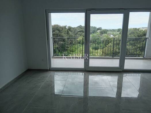 Wohnung zum Kauf 200.000 € 3 Zimmer 60 m² Geschoss 3/3 Buje Buje 52460